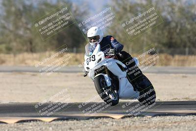 media/Dec-07-2025-CVMA (Sun) [[3e7d2de5dc]]/Race 12- Formula 40 MW and LW/